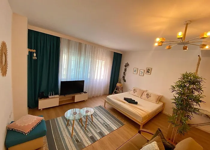 Flat In The Center * Tirana